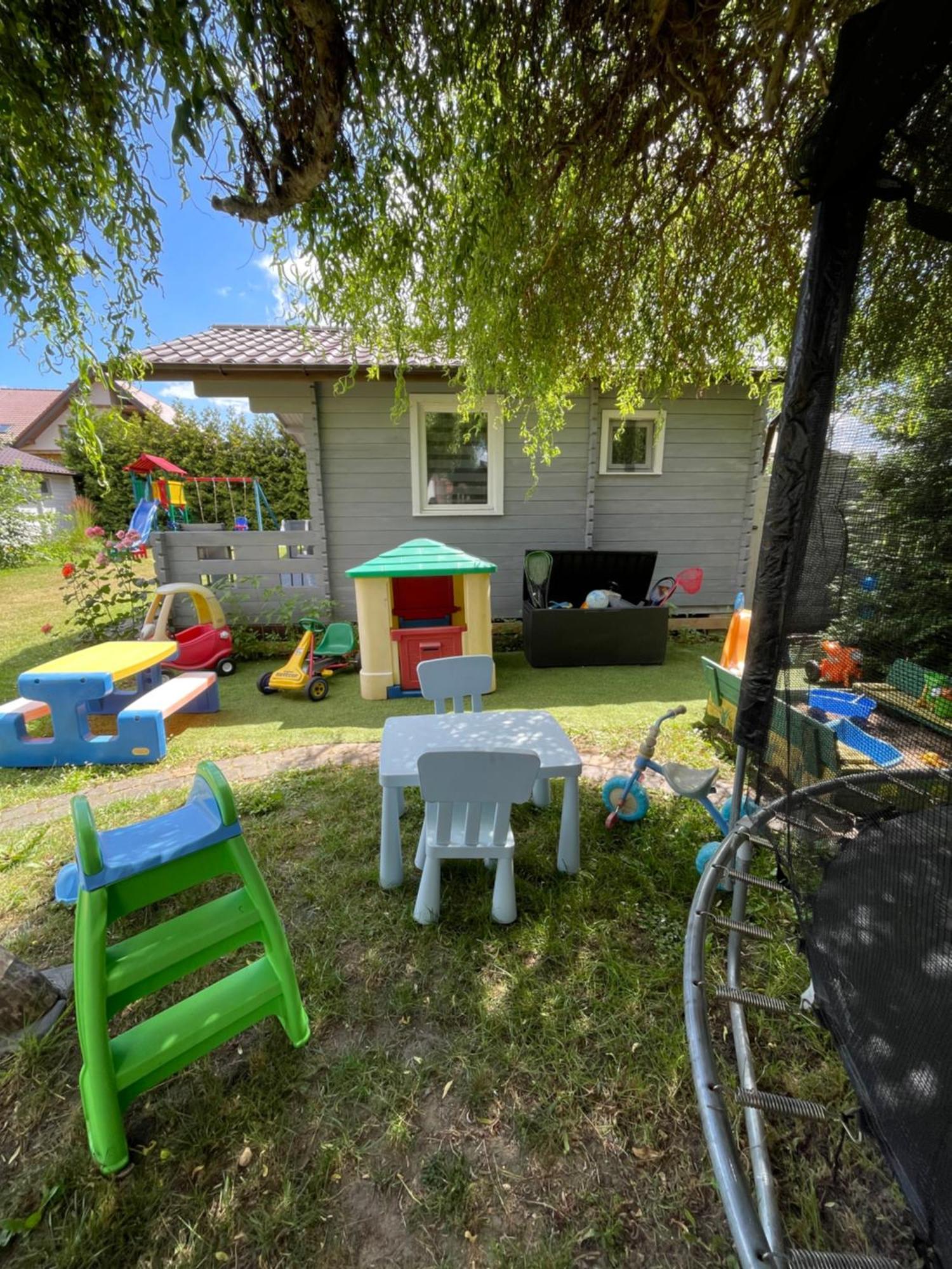 Sewana Pokoje Goscinne I Domki Letniskowe Mikołajki Exterior foto